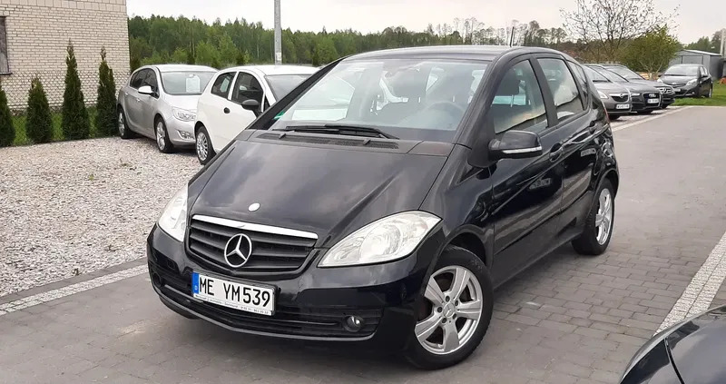 samochody osobowe Mercedes-Benz Klasa A cena 13500 przebieg: 200000, rok produkcji 2009 z Siewierz